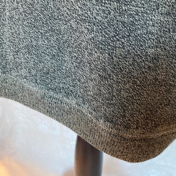 Eddie Bauer gender neutral sweater sweatshirt, small, black and tan weave. - Picture 8 of 11